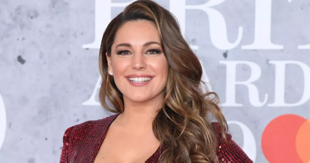 Kelly Brook: das Leben und die Karriere des britischen Multitalents